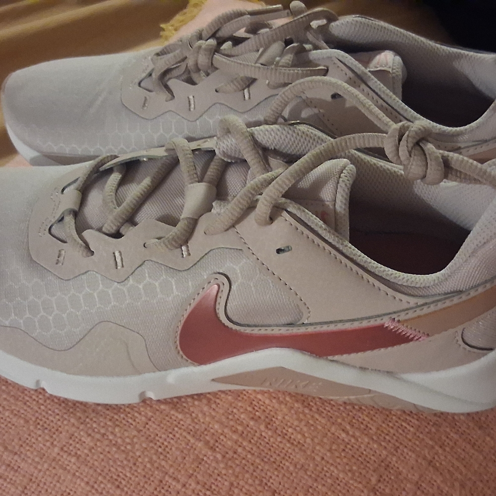 Nike Women's Athletic Shoes in Pink and Cream